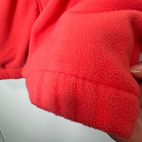 Old Navy Fleece Vest Coral NWOT - Picture 8 of 10